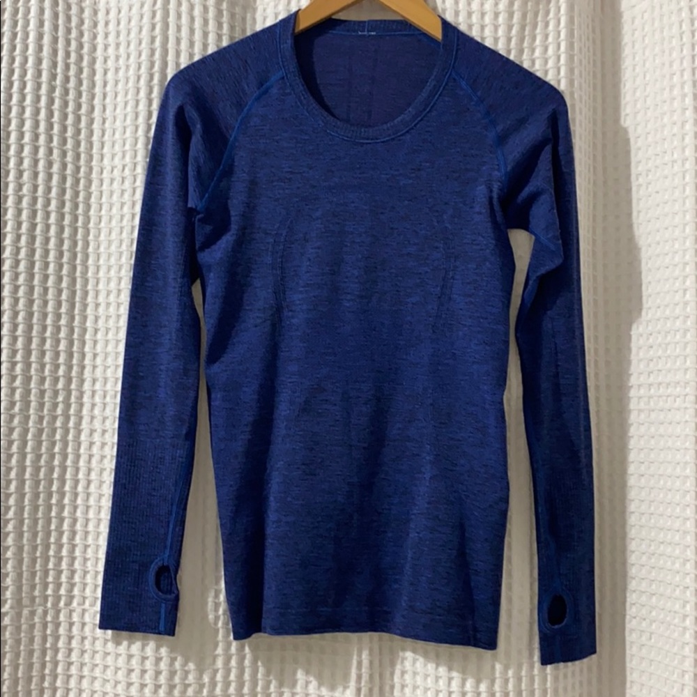 Lululemon top